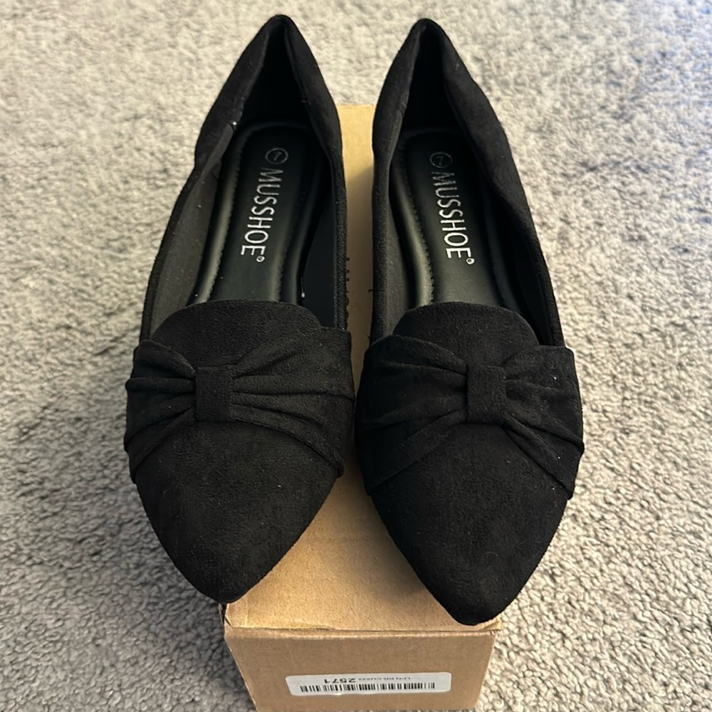 MUSSHOE Pointy Flats
